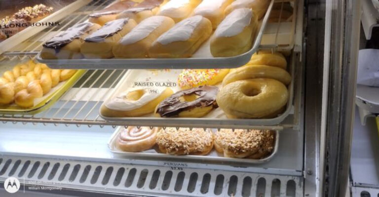Wisconsin’s Best Donuts Come From A Bakery Barely Bigger Than A Gas Station