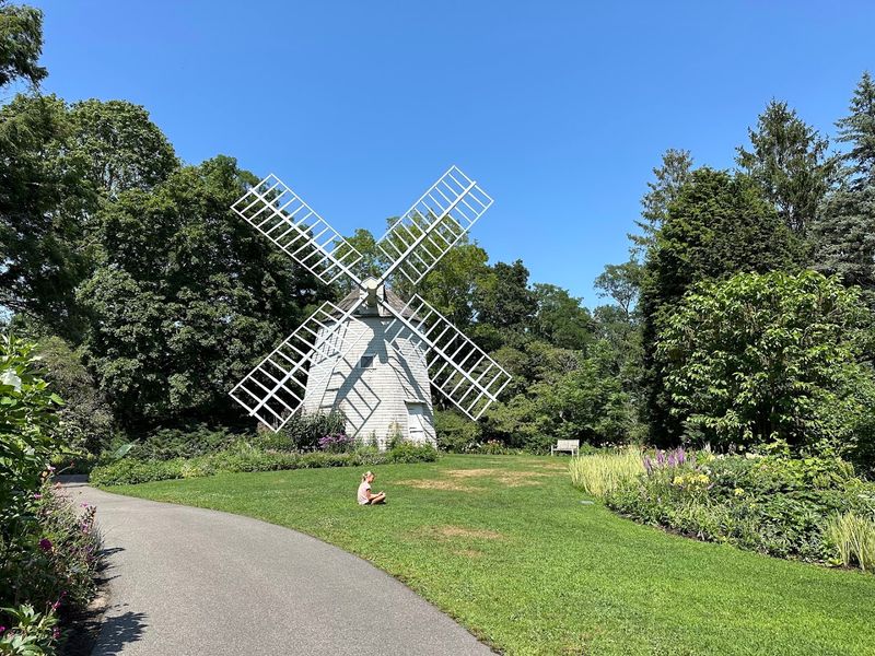 Heritage Museums And Gardens