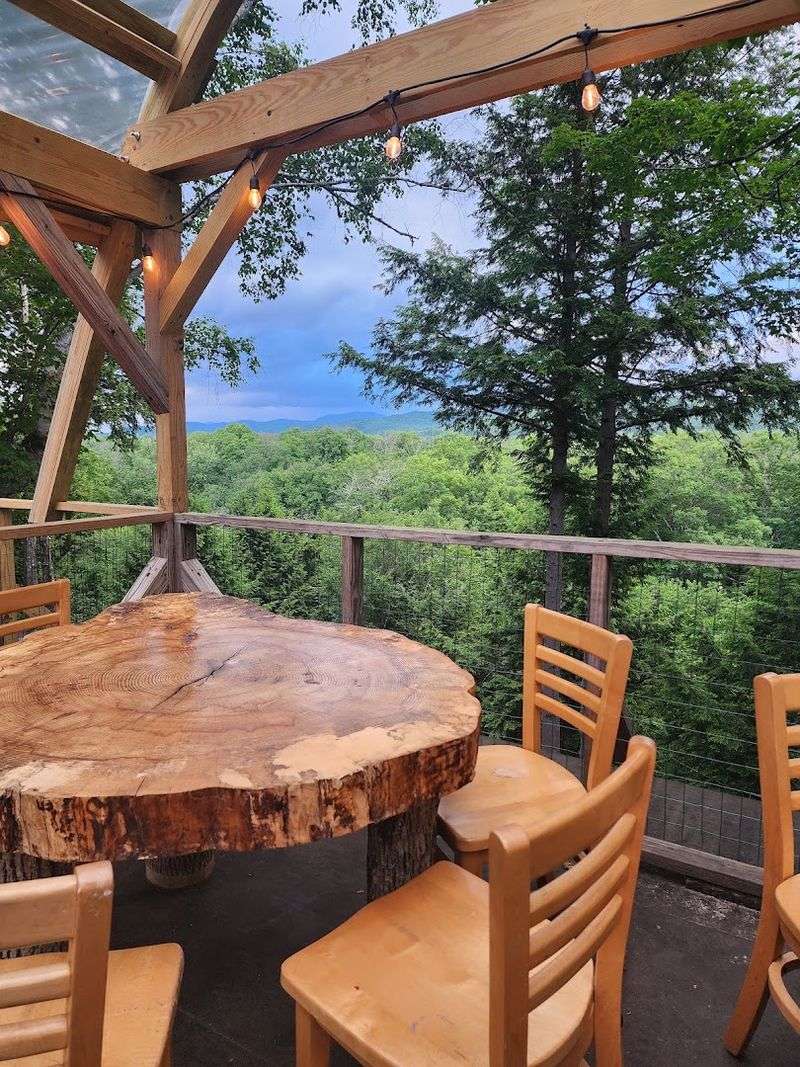 The Treehouse Dining Area Makes Dinner Feel Like A Getaway