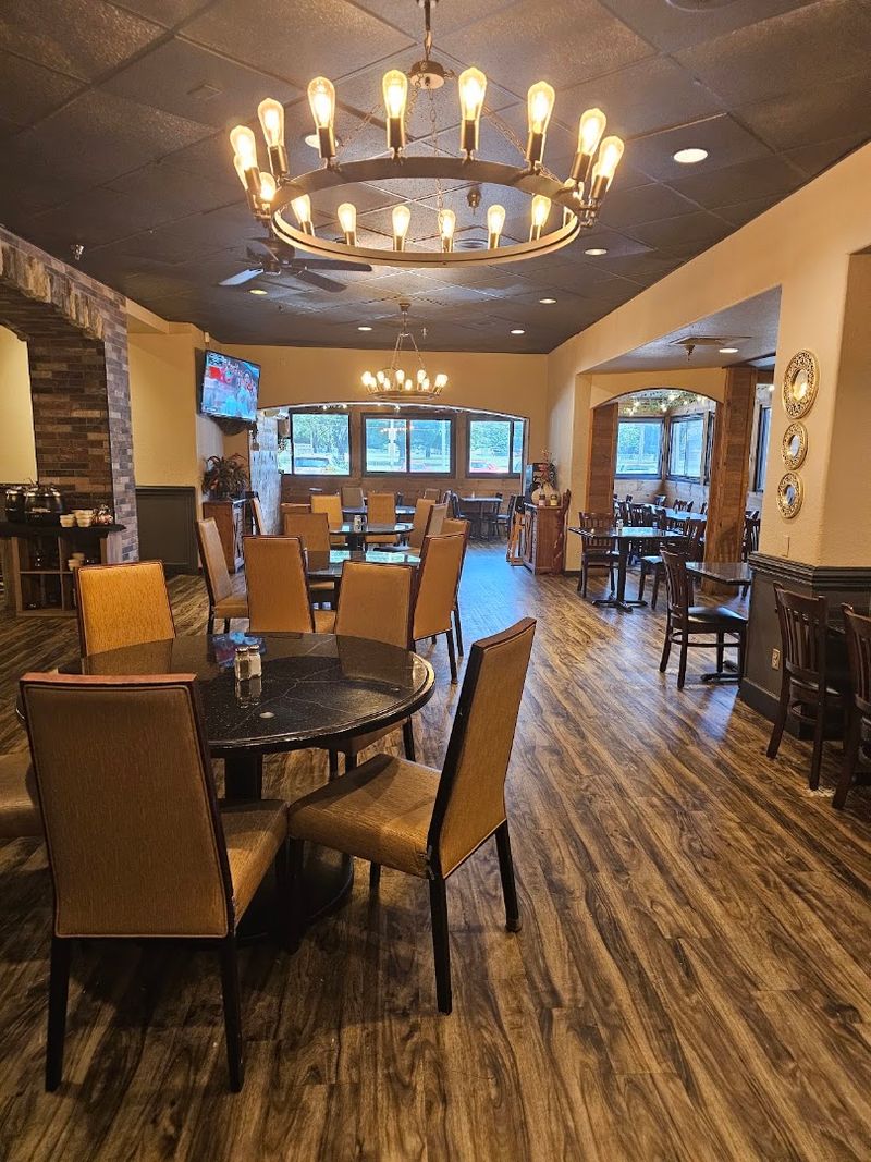 St Louis Inspiration Shapes The Entire Dining Experience