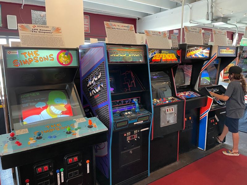 Classic 1980s Video Games Bring Your Childhood Favorites Back
