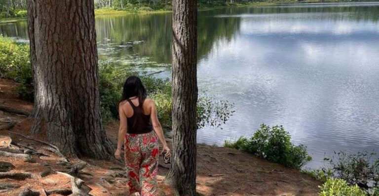 This Peaceful Massachusetts Lake Feels Miles Away From The Crowds