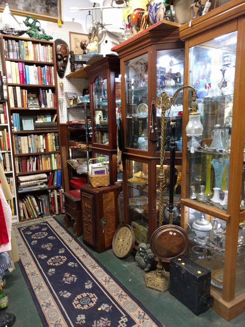 Cold Spring Antiques Center
