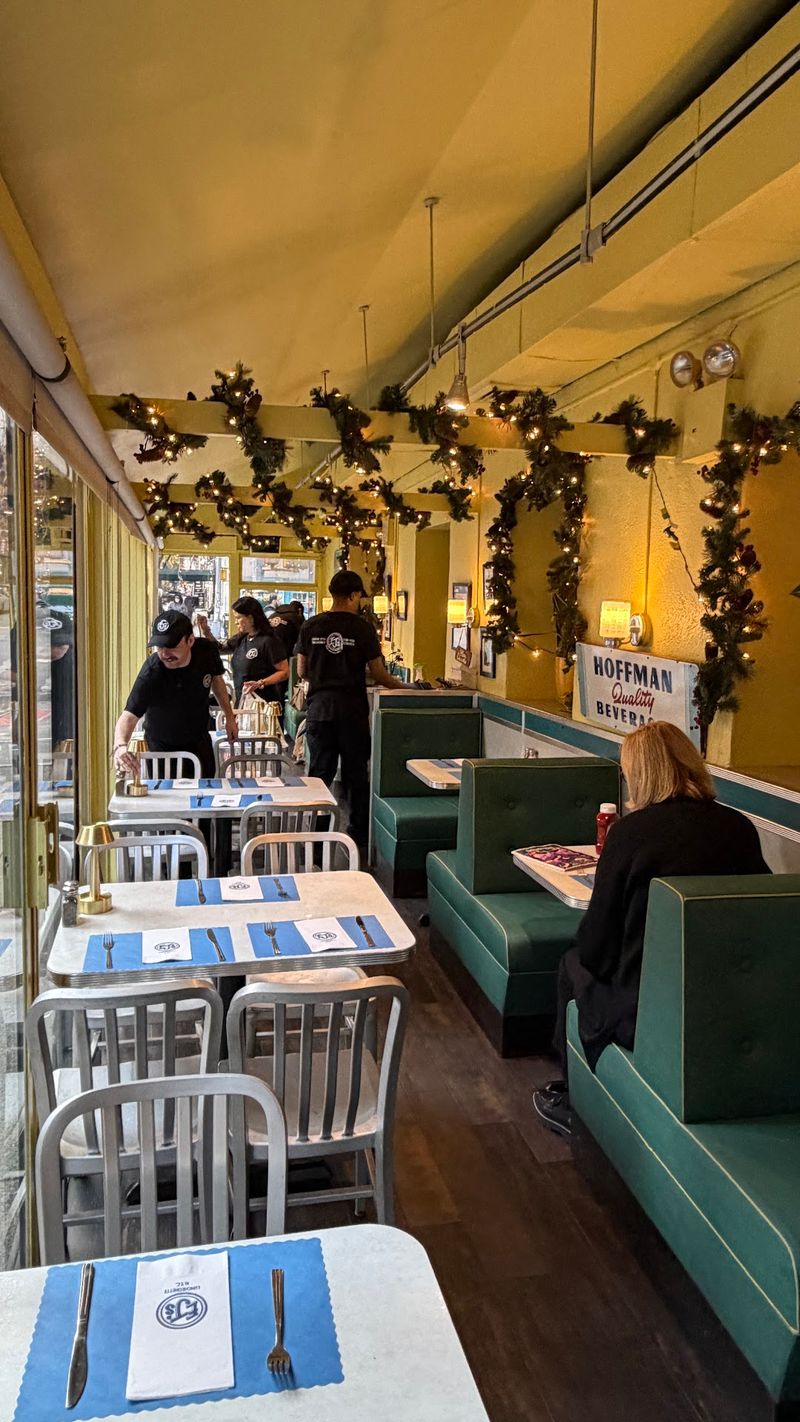 EJ's Luncheonette