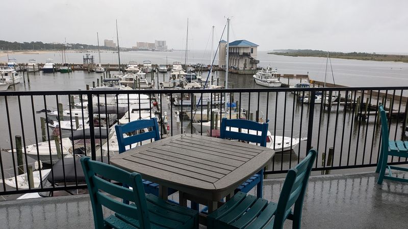 McElroy's Harbor House - Biloxi