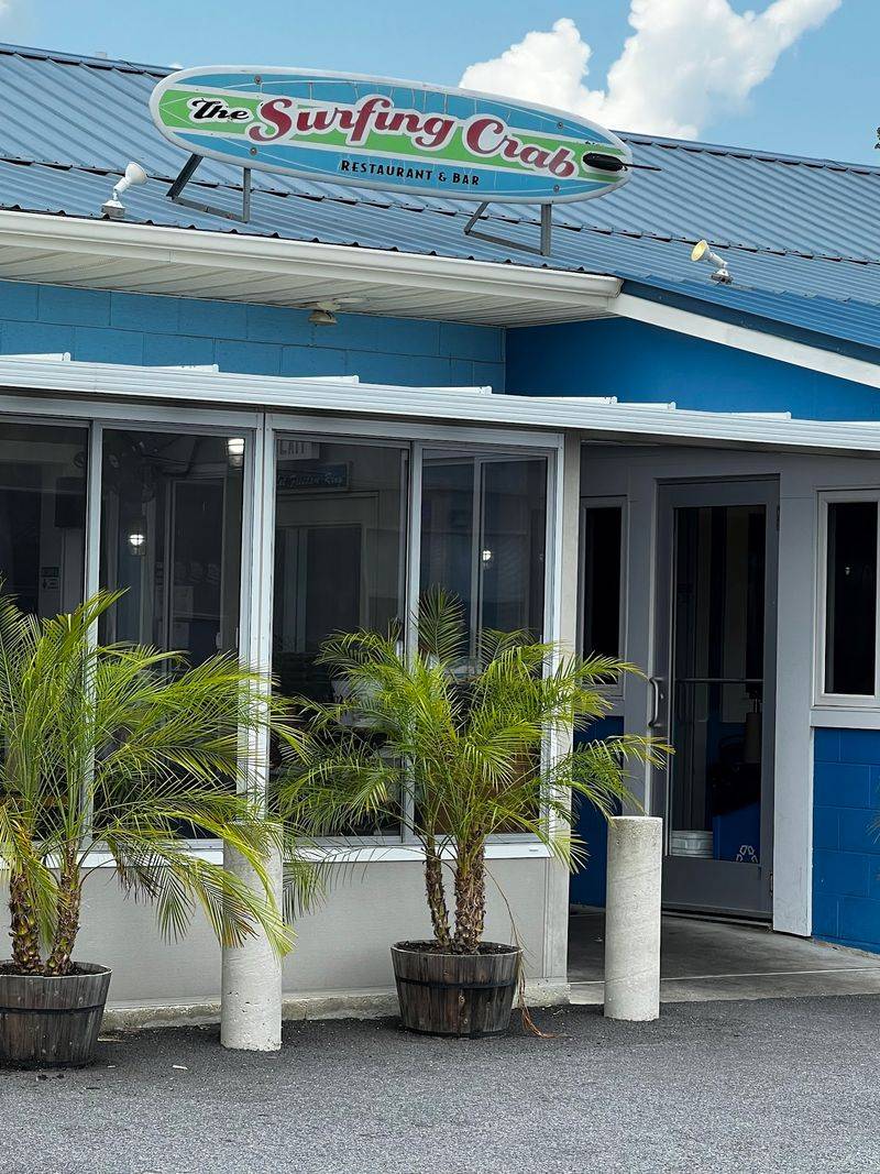 The Surfing Crab Restaurant And Bar