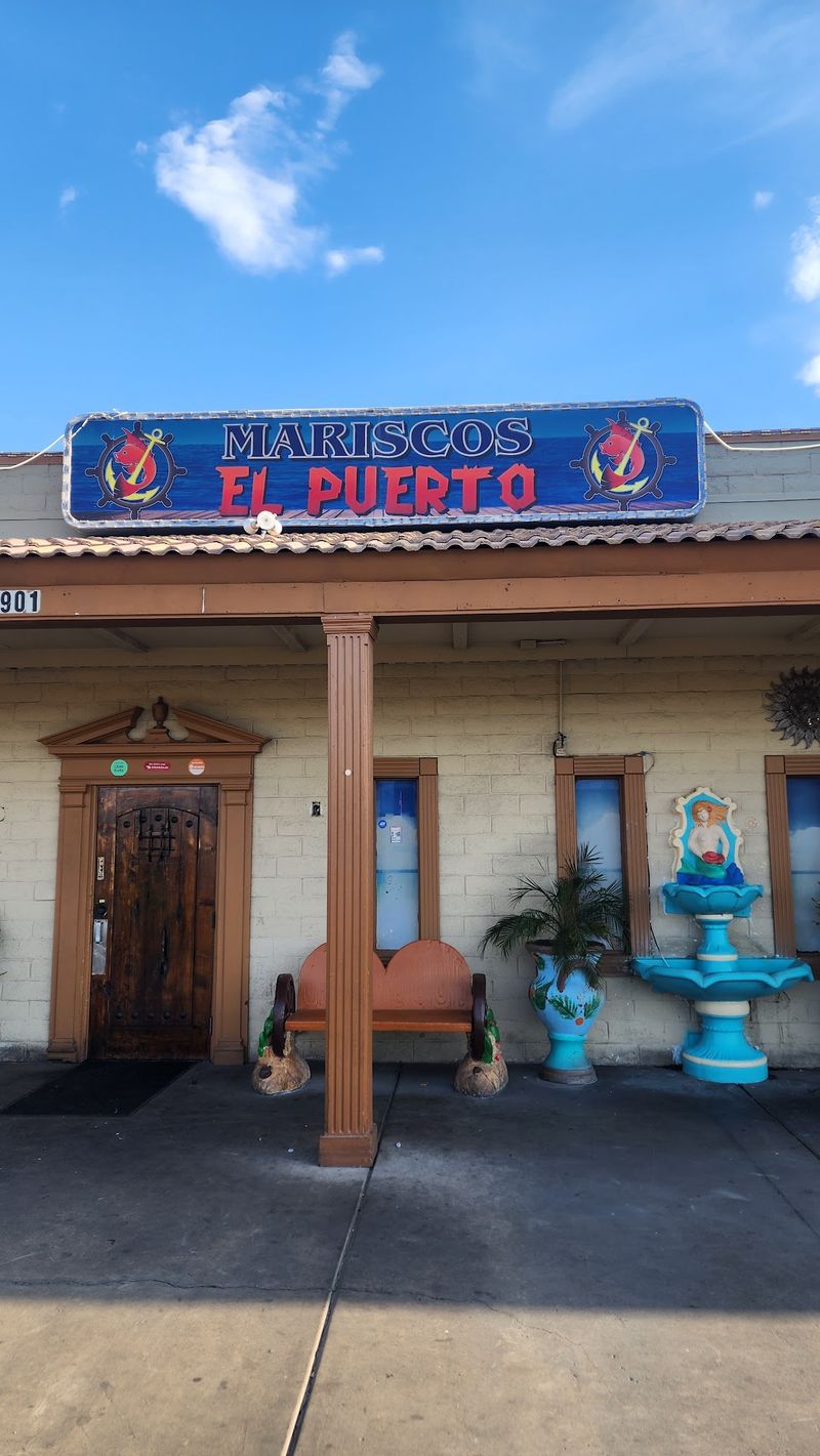Mariscos El Puerto