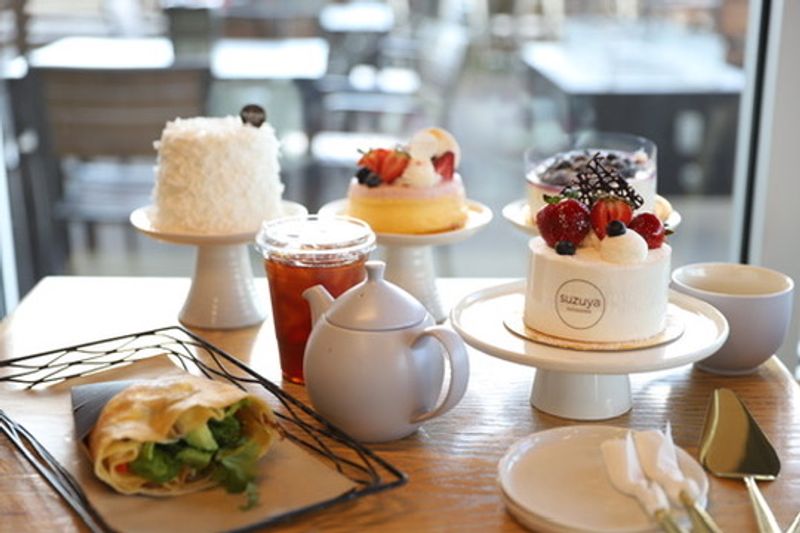 Suzuya Patisserie & Cafe