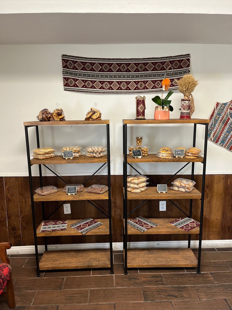 Arevik Bakery, Las Vegas