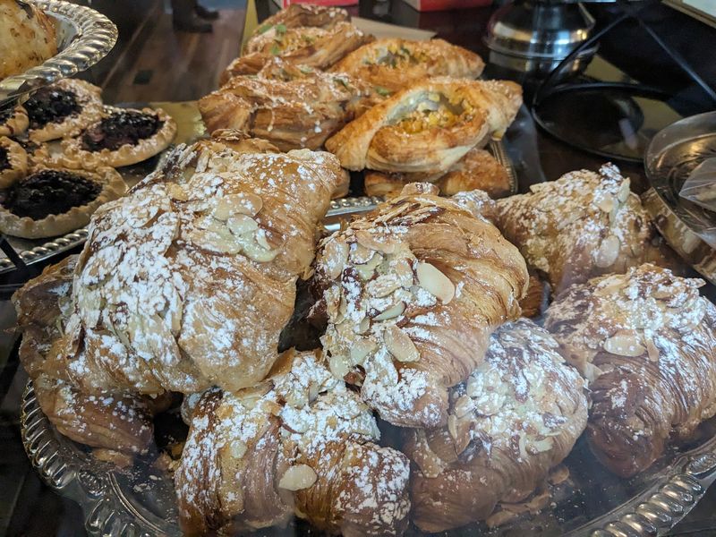 Croissants So Flaky They Set A New Standard