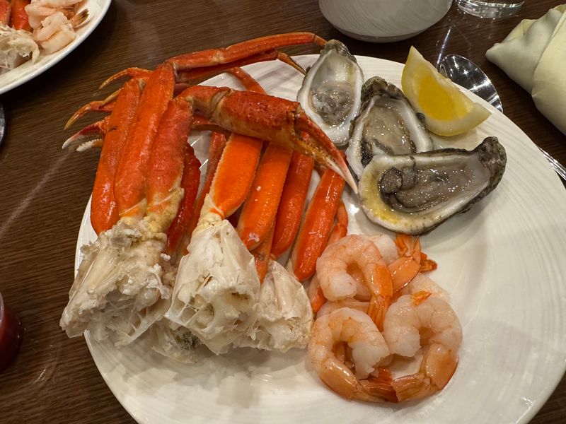 Seafood Nights Bring Out The Crowd