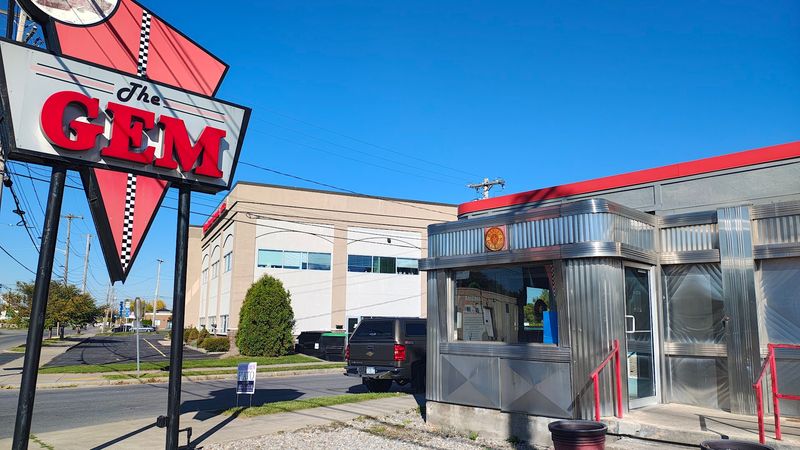 Meet The Gem Diner On Spencer Street