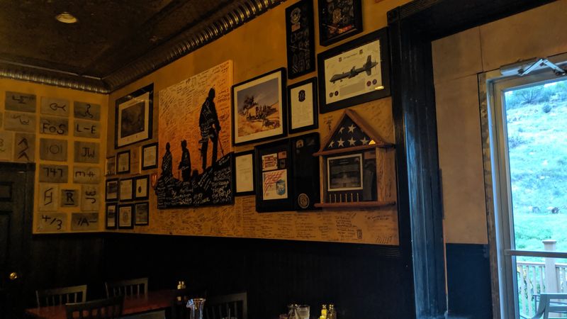 Western Interiors With Real Wear And Warmth