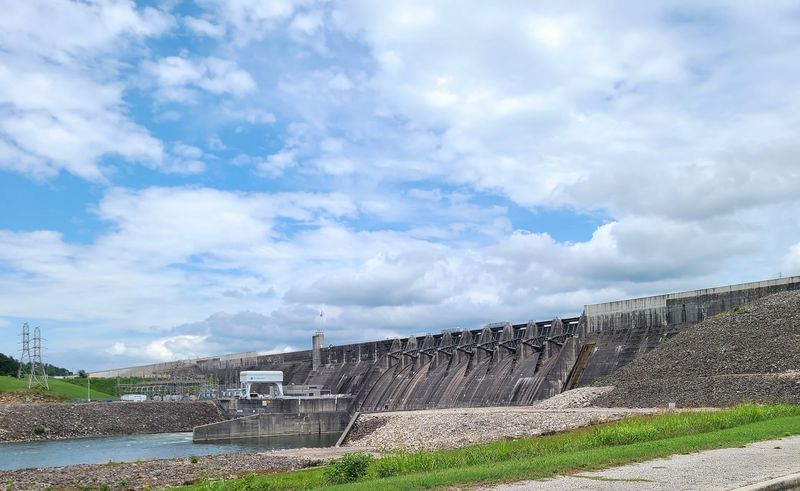 The Dam That Rose In Record Time