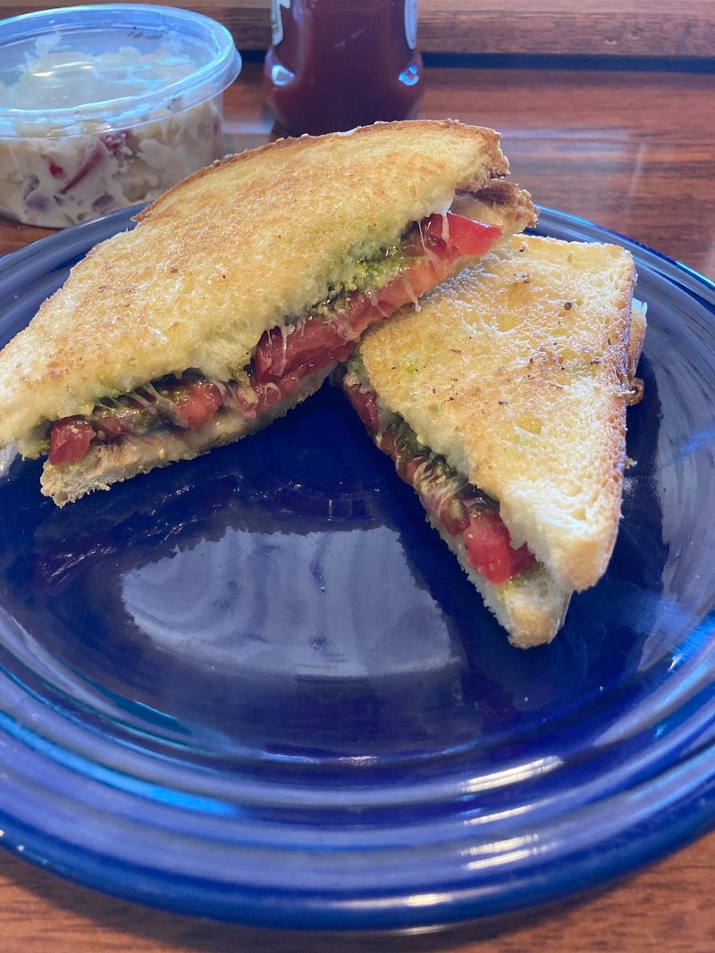Made-To-Order Sandwiches That Keep People Coming Back