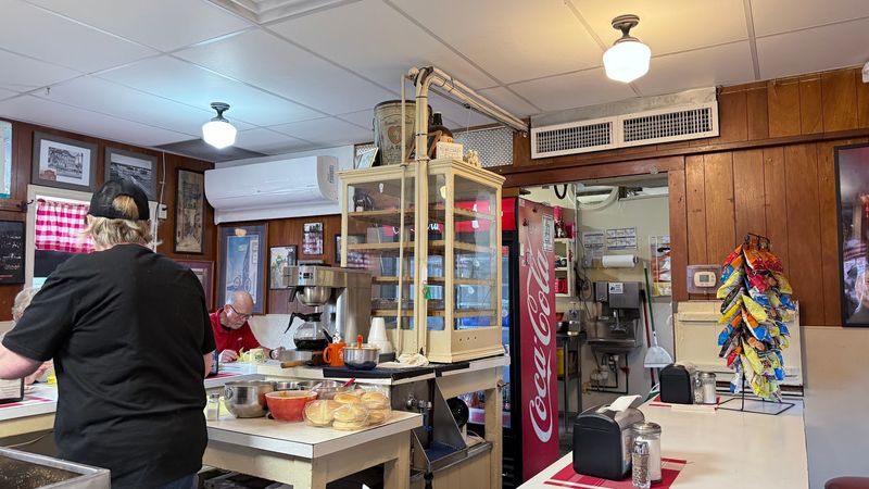 The Horseshoe Counter That Brings Everyone Together