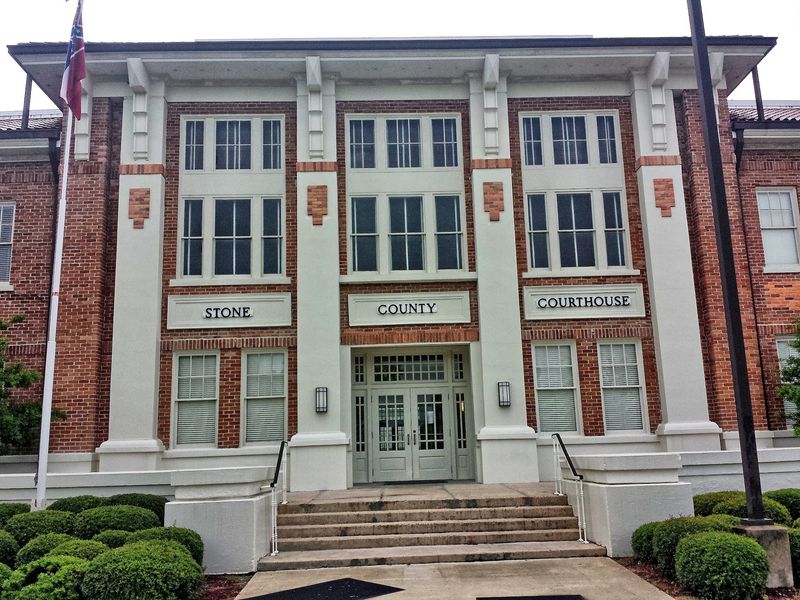Meet Wiggins, County Seat Of Stone County