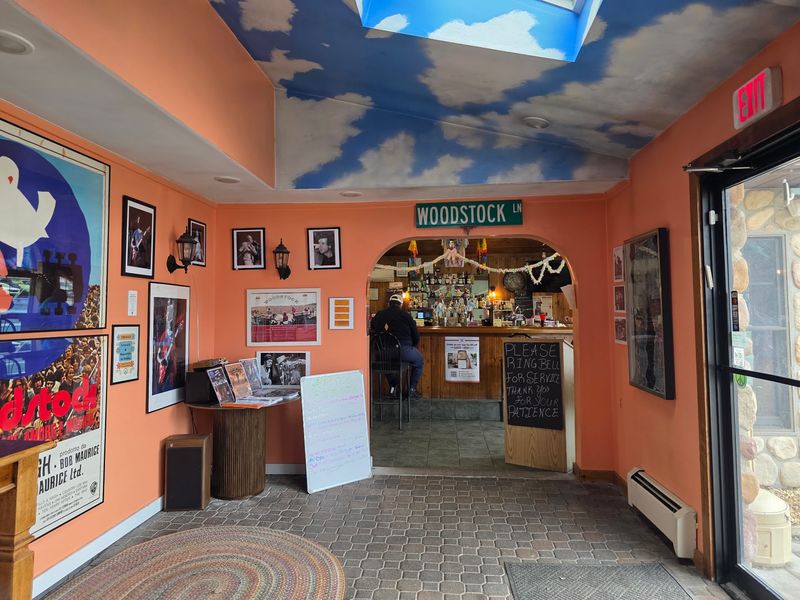 Meet The Woodstock Way Groovy Eatery