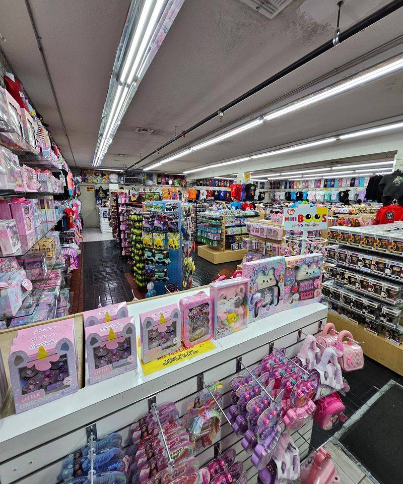 Souvenirs For Every Person On Your List