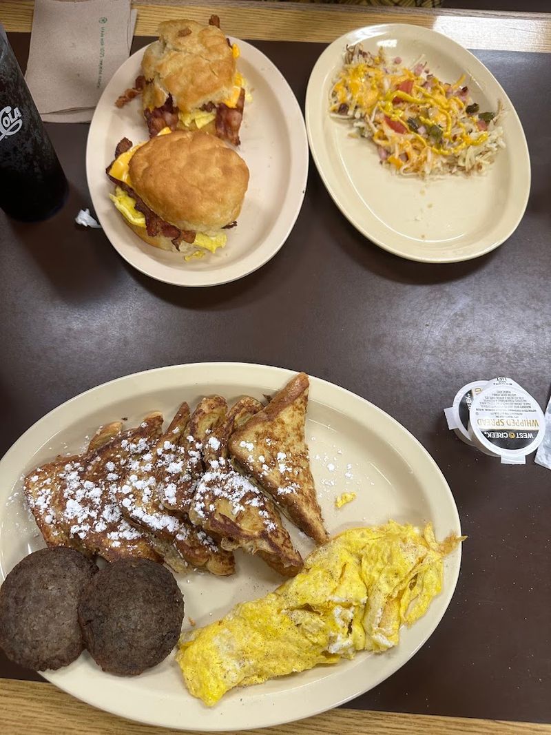 Serving Up Southern Comfort From Morning To Evening
