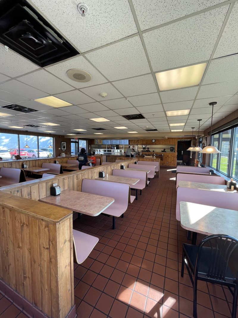 Ted's Hot Dogs - Transit Road, Buffalo