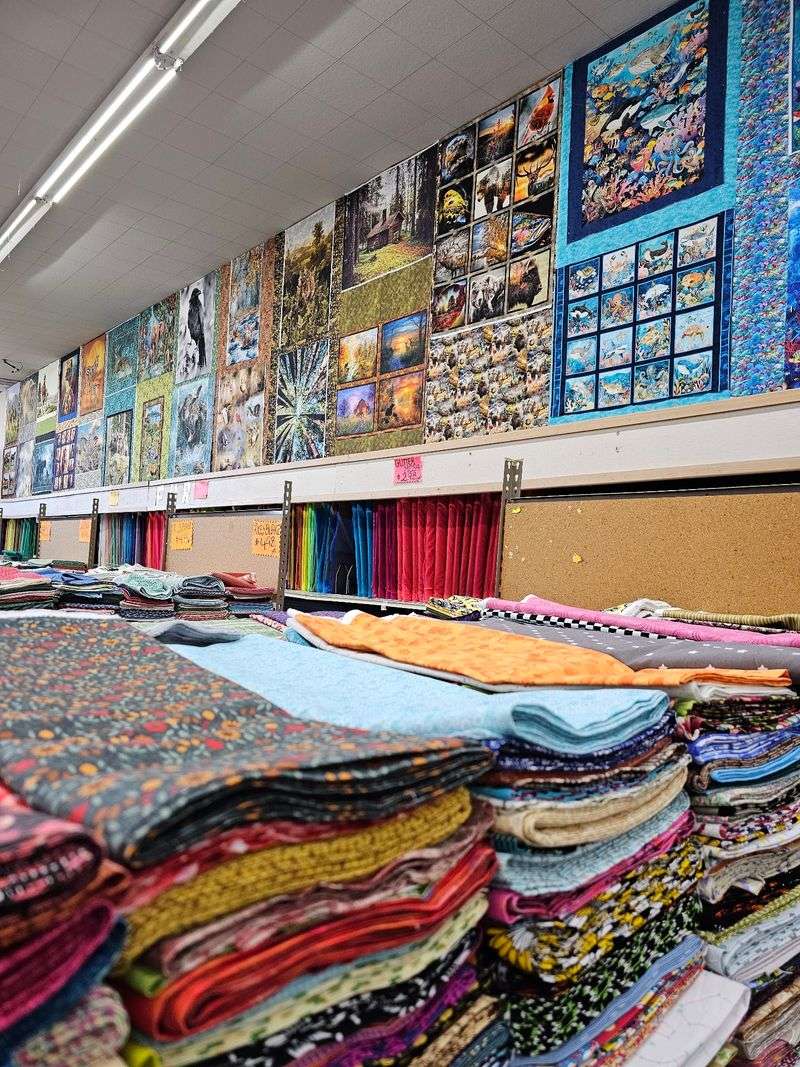M & L Fabrics Discount Store, Anaheim
