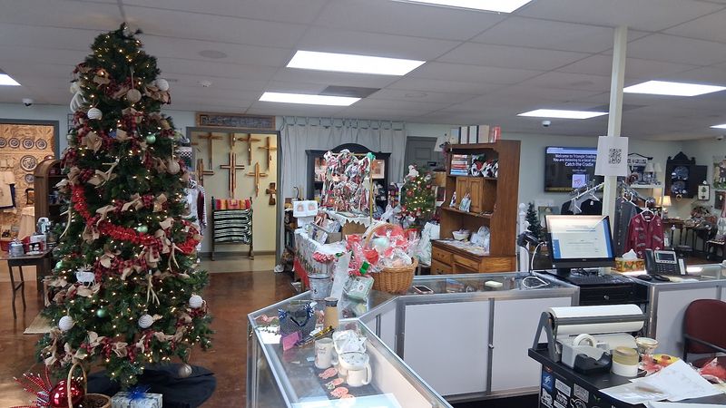 Seasonal Craft Trends And Exclusive Collections