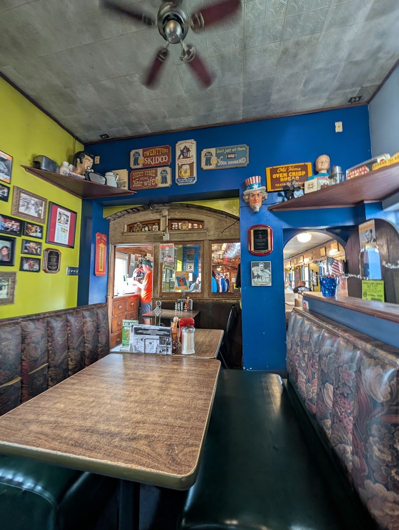 Franks Diner