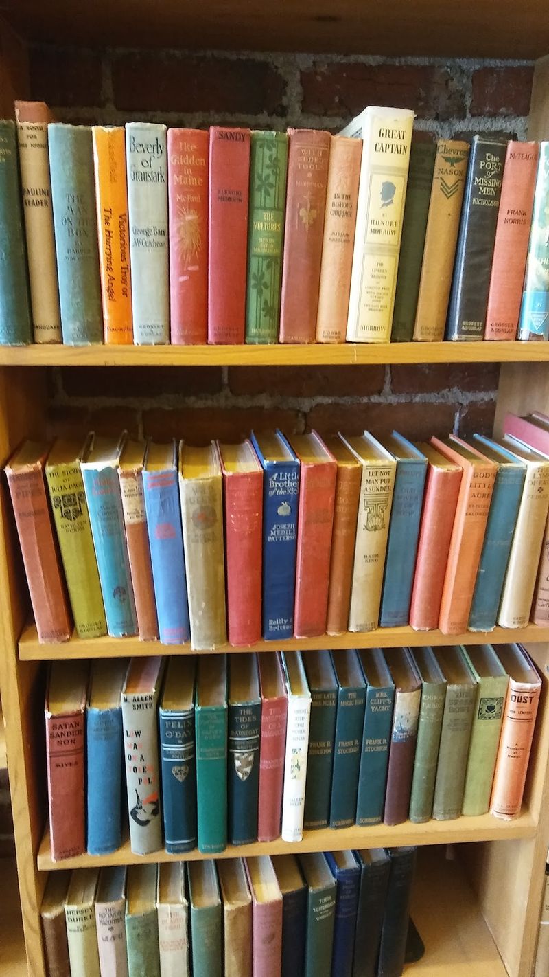 Vintage And Antique Finds Worth Hunting For