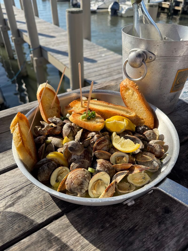 Clams Straight From Nearby Waters