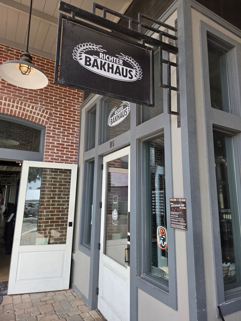 Parking Tips For Main Street Visitors