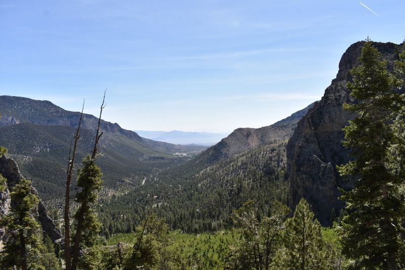 Kyle Canyon Opens Up Below