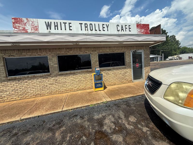 White Trolley Cafe