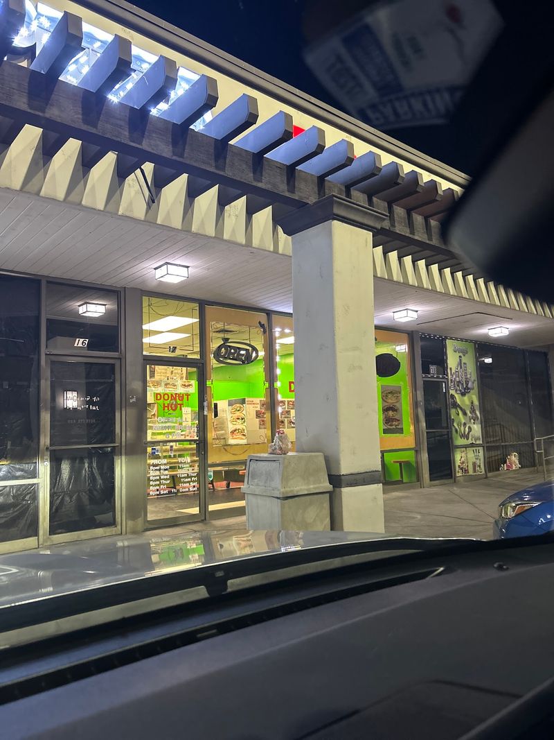 Service That Feels Like A Neighborhood Habit