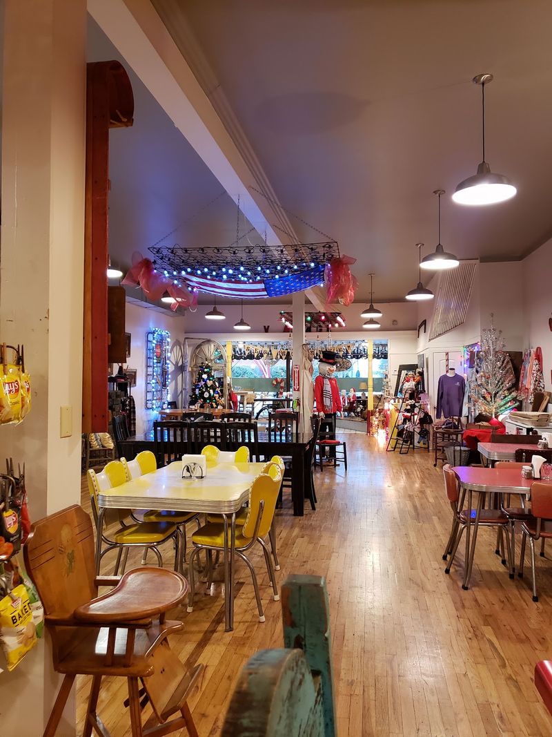 The Vintage Market