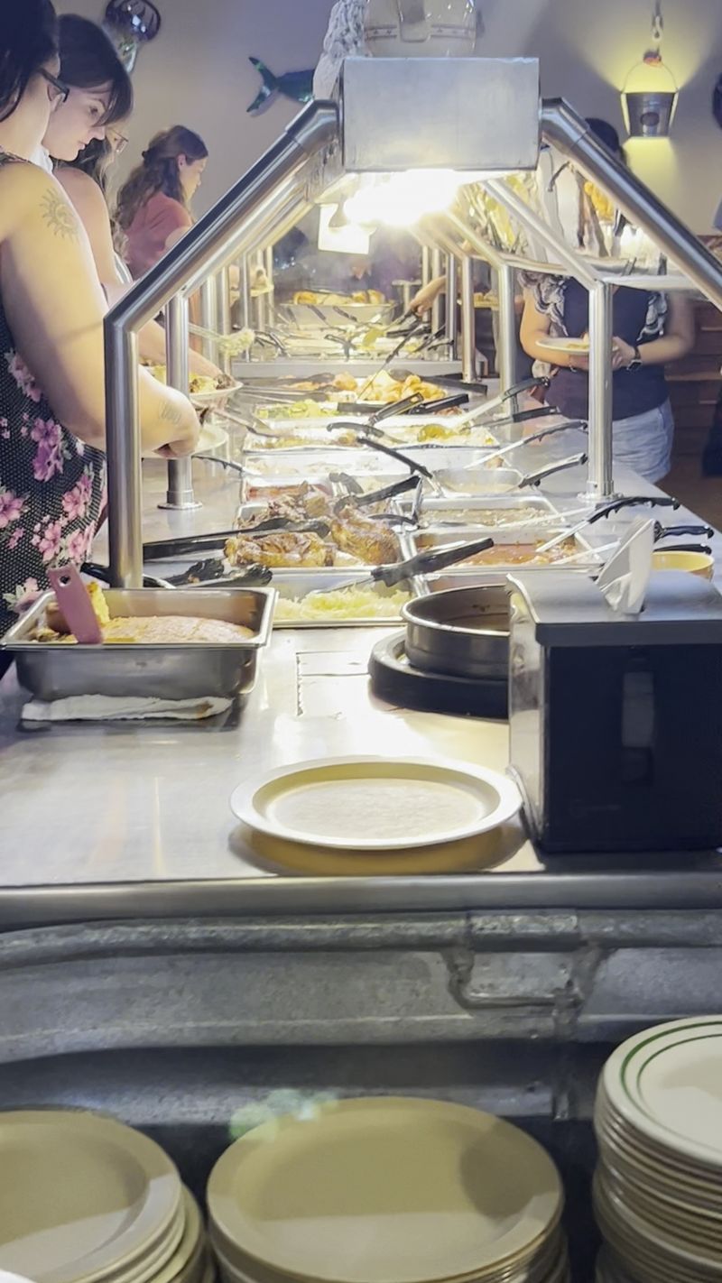 Buffet Lineup Changes Daily