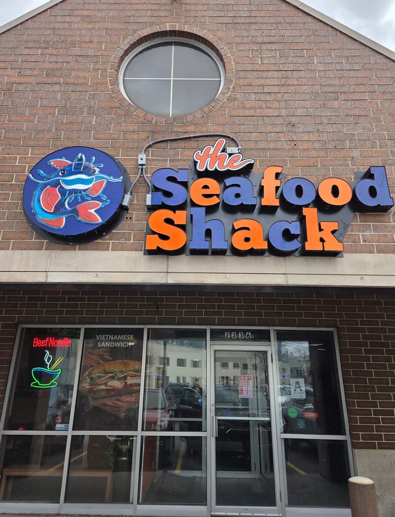 The Seafood Shack Brings Coastal Comfort To Farwell Avenue