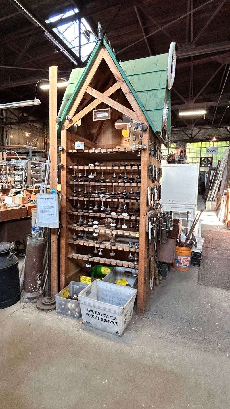 Hardware Bins Built For Serious Rummaging