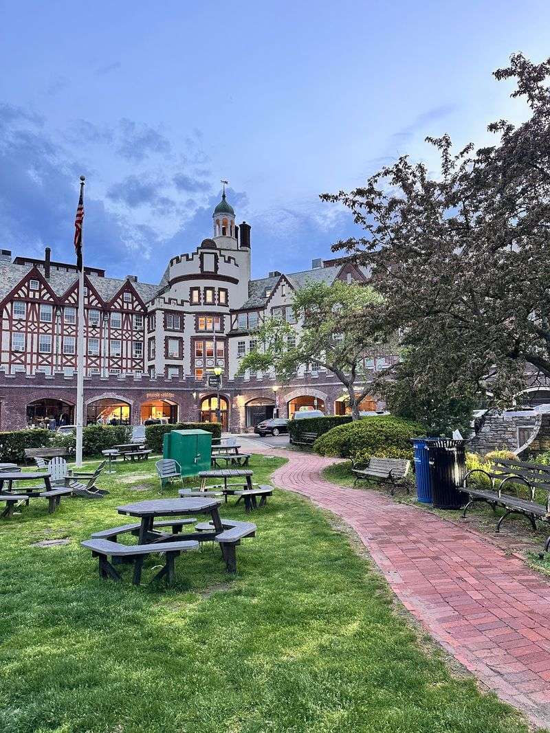 Scarsdale, Westchester County