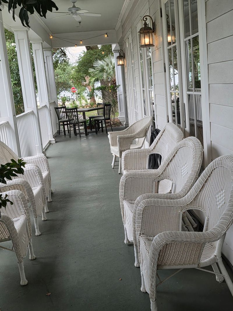 That Front Porch Everybody Requests