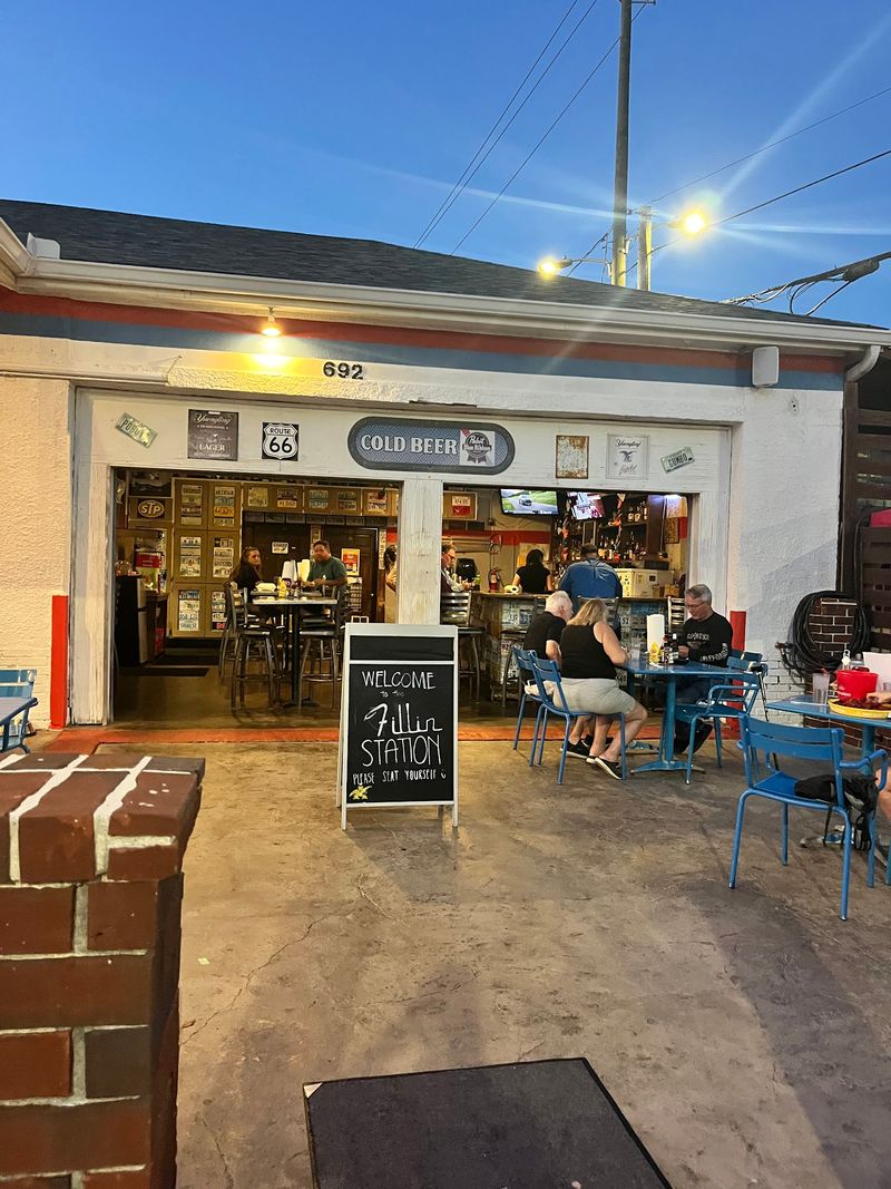 Fillin' Station