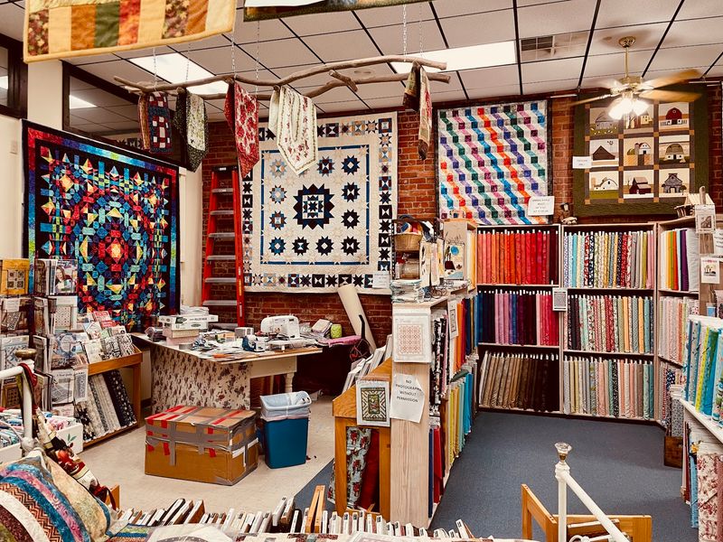 The Cherry Pit Quilt Shop, Sevierville