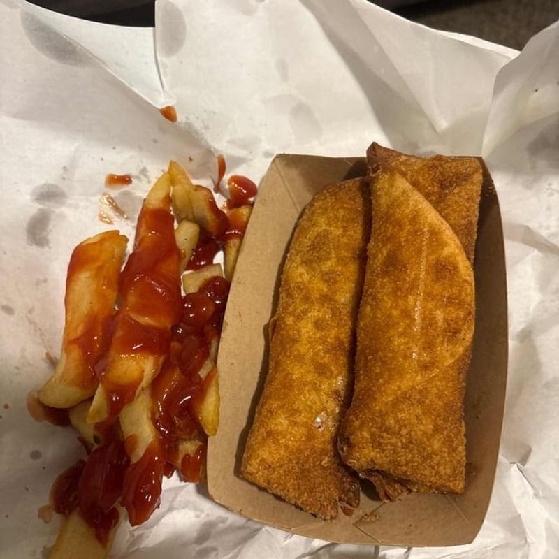 Corned Beef Egg Rolls Give The Deli Classic A Detroit Twist