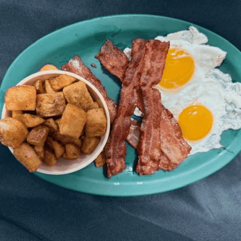 Grits, Eggs, And The Basics Done Properly