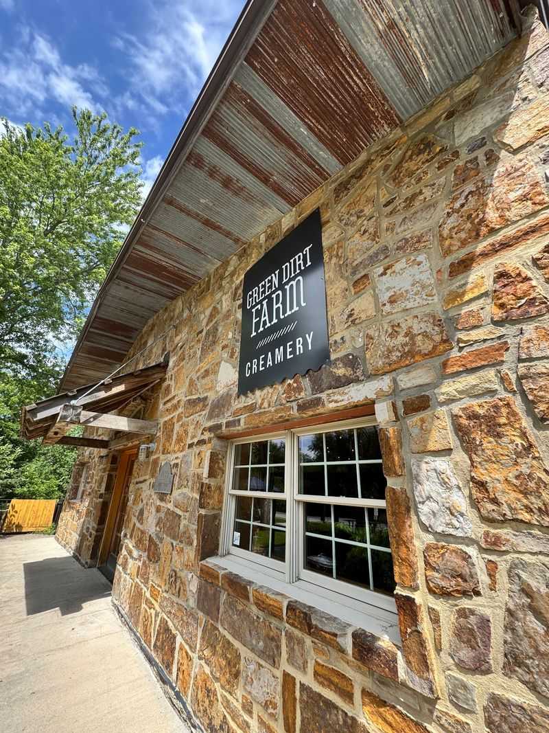 Green Dirt Farm Creamery In Weston