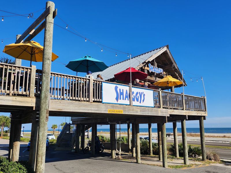 Shaggy's At Gulfport Beach