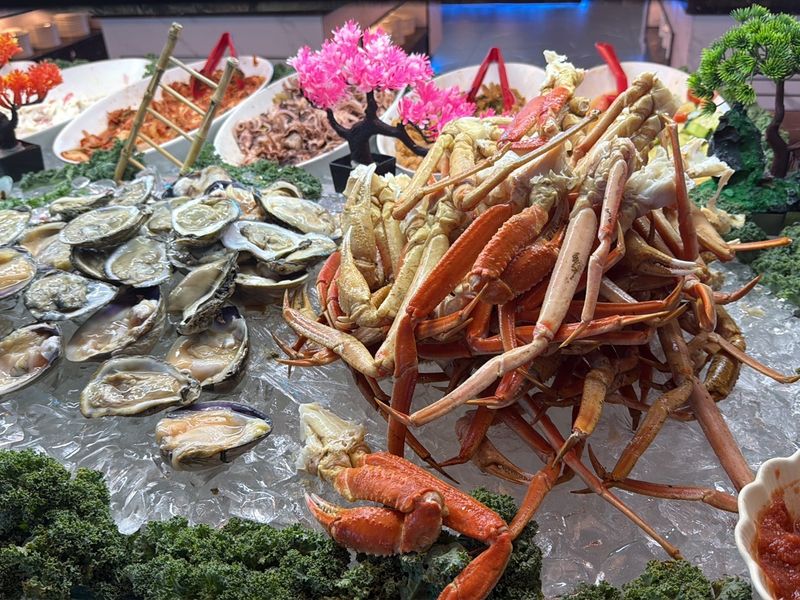 Saturday And Sunday Bring The Full Buffet All Day