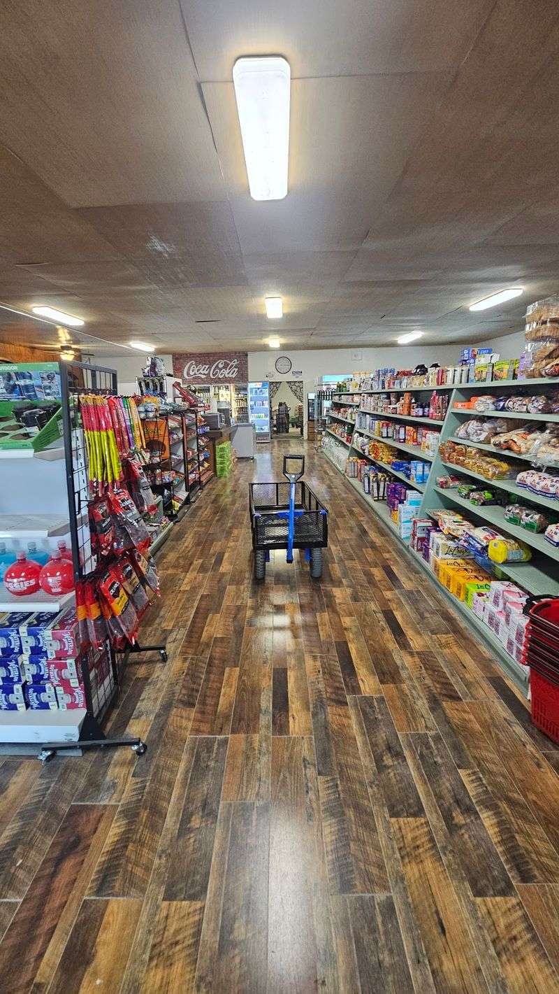 Empire Country Market, The Little Market Keeping Empire On The Map