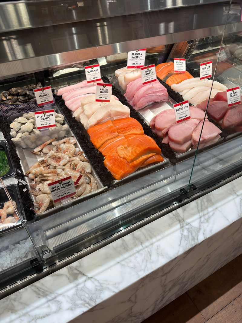 A Seafood Case That Keeps Landlocked Nevada Well Fed