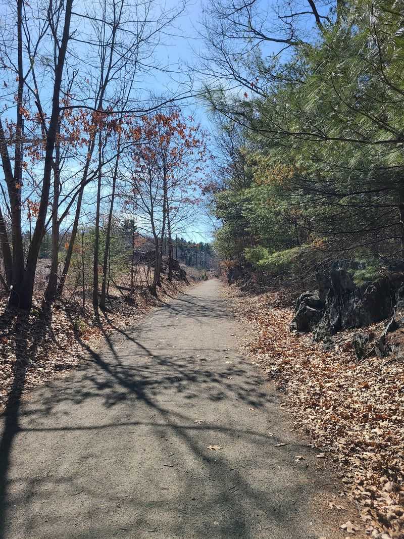 Bay Colony Rail Trail, Needham